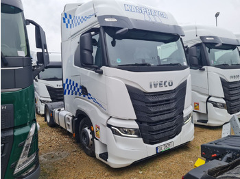 Tracteur routier IVECO