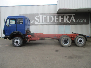 Châssis cabine Mercedes-Benz 2435 ,V8 , Bi Turbo, 6x2 , Spring Suspension, Airco: photos 2