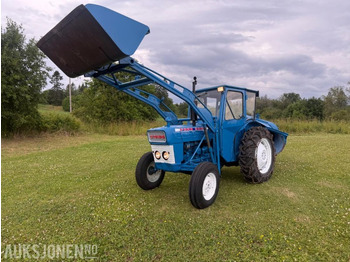 Tracteur agricole FORD