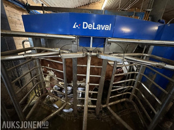 Machine agricole 2013 DeLaval VMS melkerobot med 1 kraftfôrstasjon FSC40 - Høyre utgave - Steam - Innredning og grinder foran - Vakuumpumpe - Fortsatt i daglig drift: photos 5