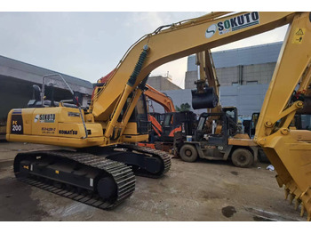 Pelle sur chenille KOMATSU PC210