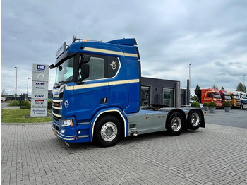 Tracteur routier SCANIA R 580