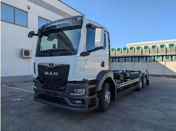 Camion ampliroll MAN TGS 26.480