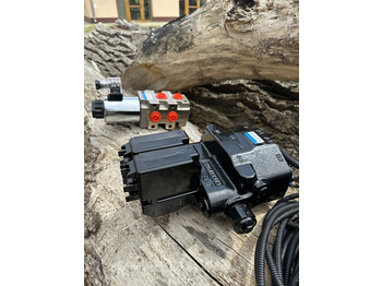 Chargeur frontal pour tracteur pour Chargeur frontal pour tracteur neuf Walvoil SDM/DLM with 3rd function Case IH, International Harvester, John Deere, Kubota: photos 2