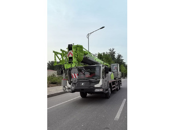 Grue mobile ZOOMLION ZTC250