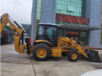 Tractopelle CAT 420F Backhoe Loader: photos 3