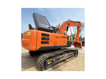 Pelle sur chenille HITACHI ZX200