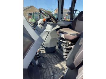 Tracteur agricole Valtra G105: photos 5