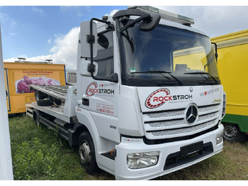 Remorqueuse MERCEDES-BENZ Atego 818