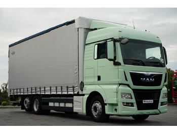 Camion à rideaux coulissants MAN TGX 26.440