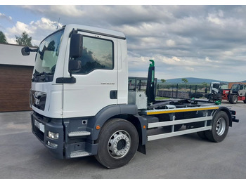 Camion ampliroll MAN TGM 18.290