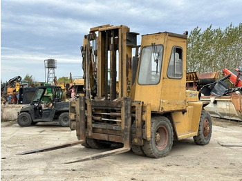 Chariot élévateur diesel CATERPILLAR