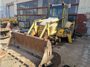 Tractopelle KOMATSU WB93R