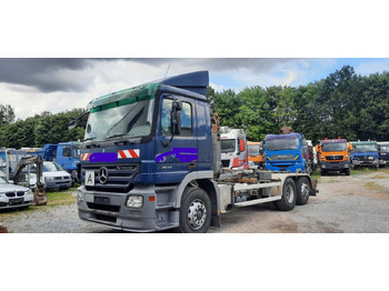 Camion ampliroll MERCEDES-BENZ