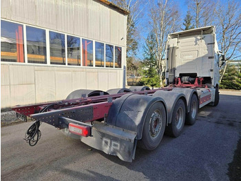 Crédit-bail de Volvo FH540 8X4 CHASSY  Volvo FH540 8X4 CHASSY: photos 4