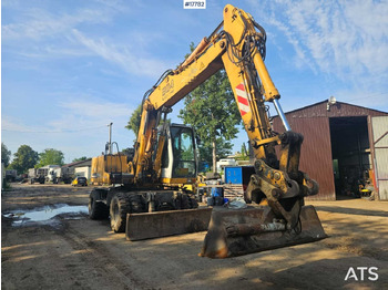 Pelle sur pneus LIEBHERR A 904