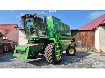 Moissonneuse-batteuse JOHN DEERE 1470