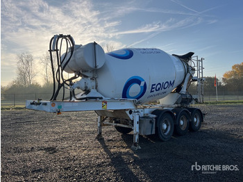 Semi-remorque malaxeur