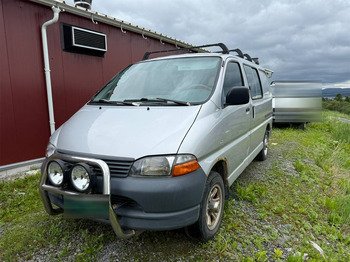 Fourgon utilitaire Toyota Hiace 4x4: photos 4