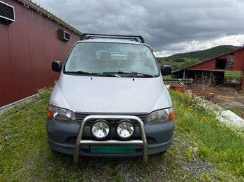 Fourgon utilitaire Toyota Hiace 4x4: photos 3