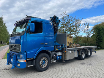 Camion grue VOLVO FH16