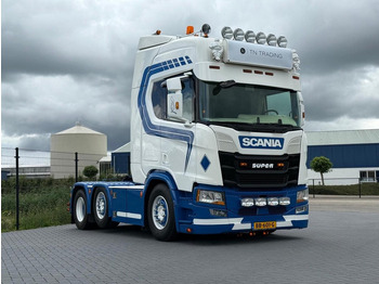 Tracteur routier SCANIA R 450