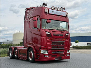 Tracteur routier SCANIA S 520