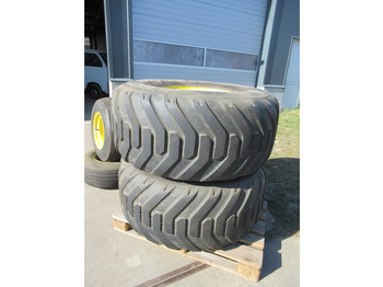 Roue complète pour Micro tracteur John Deere 5515V NOKIAN 550/60R22.5 + Voor Banden + Velg: photos 3