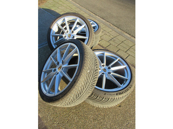 Roue complète pour Voiture Porsche 911 992 20-/21 Carrera S Winterbanden Set Wielen: photos 2