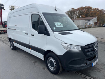 Fourgon utilitaire MERCEDES-BENZ eSprinter