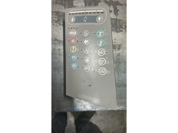 Panel de instrumentos LIEBHERR