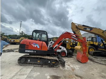 Mini pelle DOOSAN DH60-7