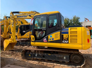 Pelle sur chenille KOMATSU PC130