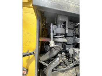 Pelle sur pneus Komatsu PW160: photos 4