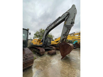 Pelle VOLVO EC380DL