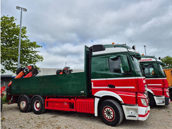 Camion grue MERCEDES-BENZ Actros 2551