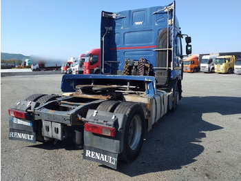 Crédit-bail de Renault PREMIUM 440 DXI Renault PREMIUM 440 DXI: photos 4 Crédit-bail de Renault PREMIUM 440 DXI Renault PREMIUM 440 DXI: photos 4