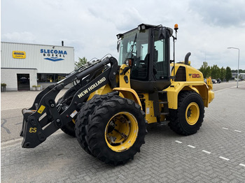 Chargeuse sur pneus NEW HOLLAND