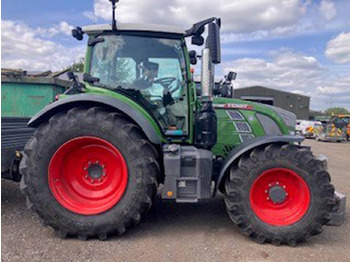 Crédit-bail de  Fendt 516 Power + Fendt 516 Power +: photos 3