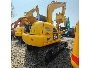 Pelle sur chenille KOMATSU PC70-8: photos 3