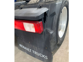 Aile RENAULT T