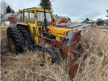 Tracteur agricole 1970 Massey Fergusson 30 Backhoe loader: photos 3