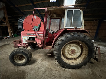 Tracteur agricole INTERNATIONAL