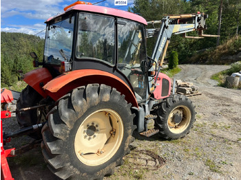 Tracteur agricole ZETOR