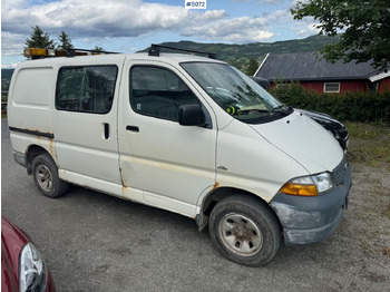 Fourgon utilitaire TOYOTA