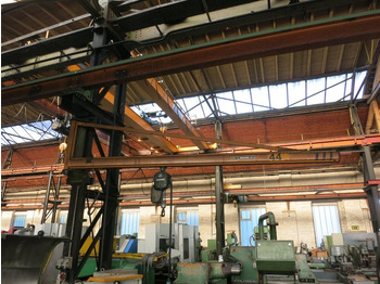 Grue DEMAG