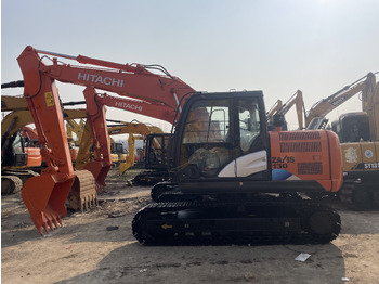 Pelle sur chenille HITACHI ZX130
