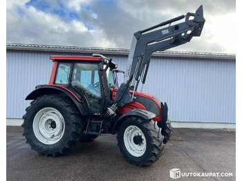 Crédit-bail de Valtra N121 Advance with front loader, 2007, 9,900 h, Ylivieska Valtra N121 Advance with front loader, 2007, 9,900 h, Ylivieska: photos 2 Crédit-bail de Valtra N121 Advance with front loader, 2007, 9,900 h, Ylivieska Valtra N121 Advance with front loader, 2007, 9,900 h, Ylivieska: photos 2