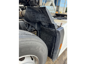 Aile Ford F-Max: photos 3 Aile Ford F-Max: photos 3