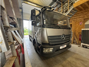 Camion fourgon Mercedes Atego: photos 4